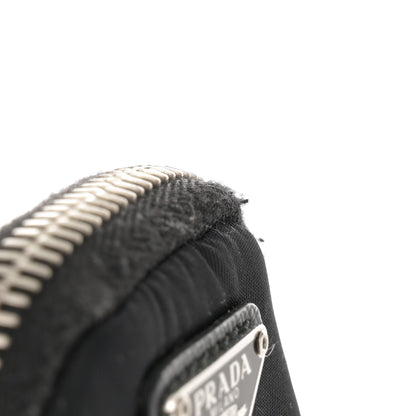 Prada Nylon Re-Edition 2005 Shoulder Bag Black 13 of 14