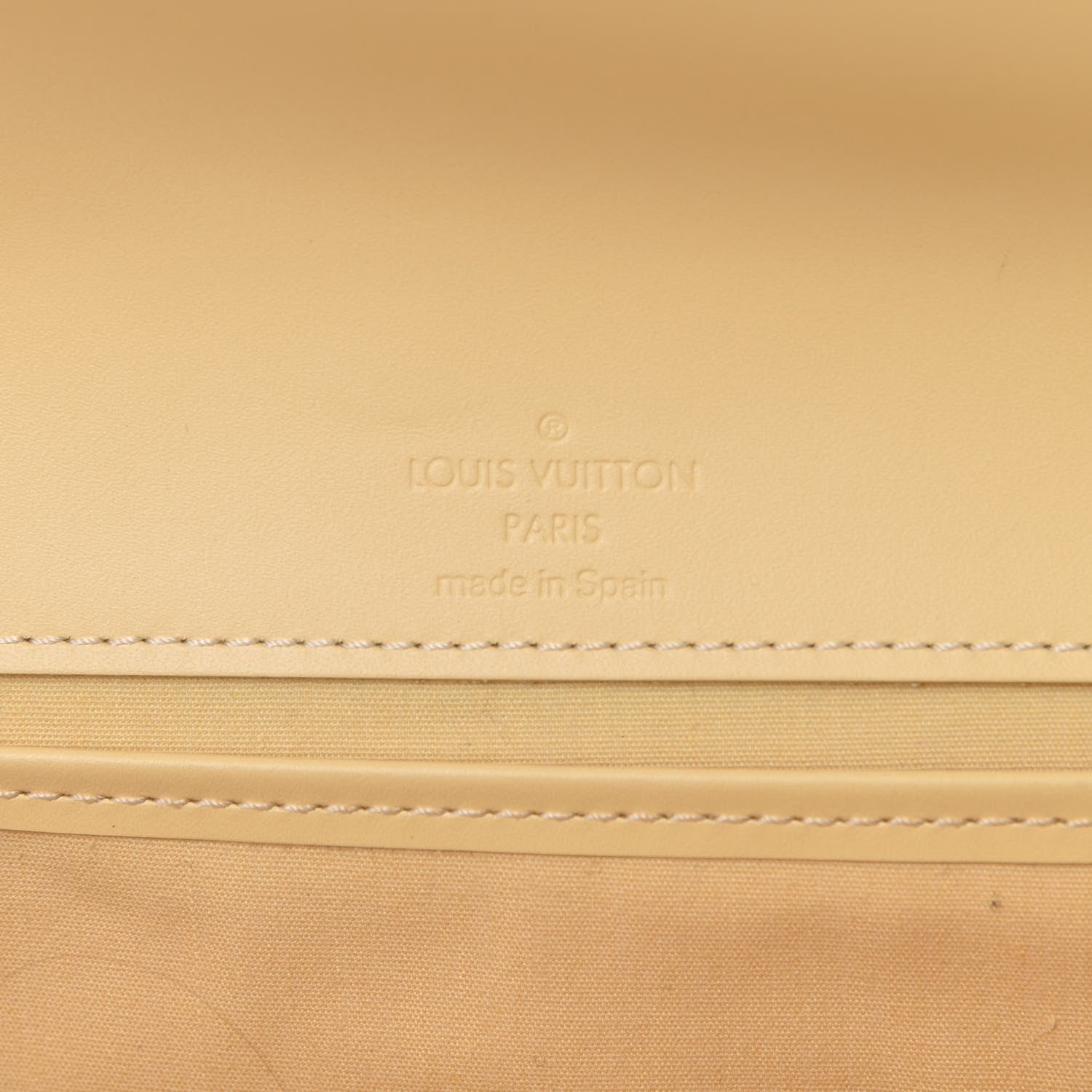 Louis Vuitton Epi Honfleur Vanilla 5 of 11
