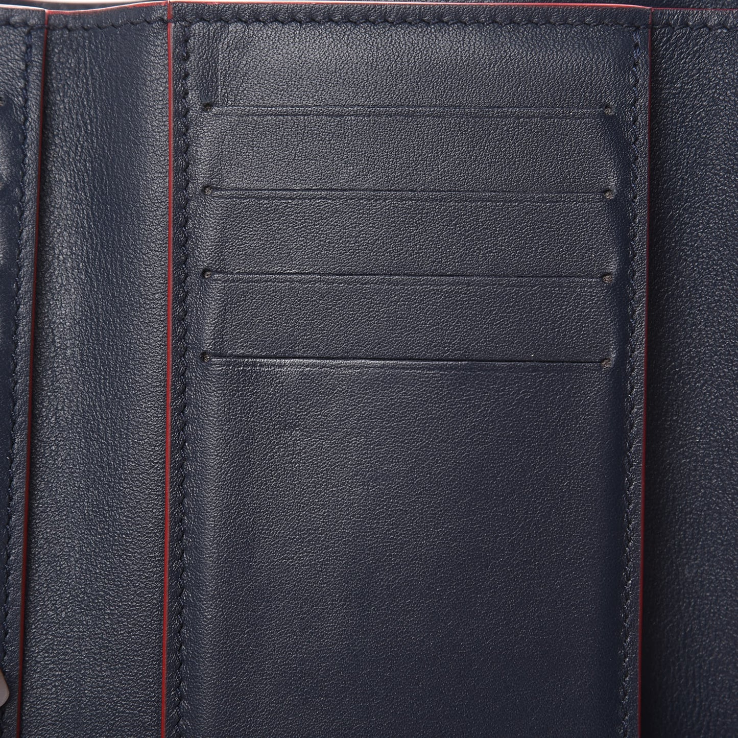 Taurillon Capucines Compact Wallet Marine Rouge