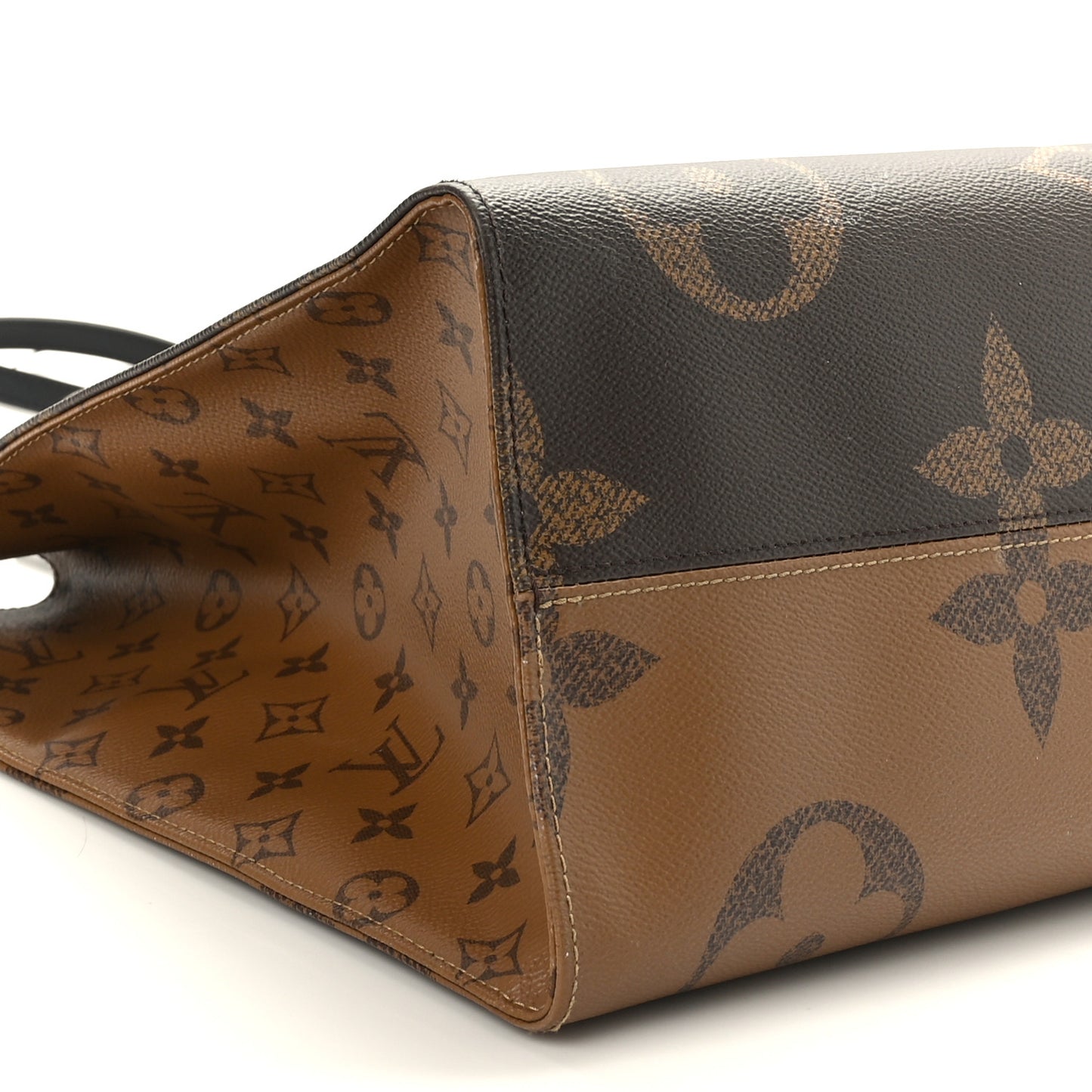 Reverse Monogram Giant Onthego GM