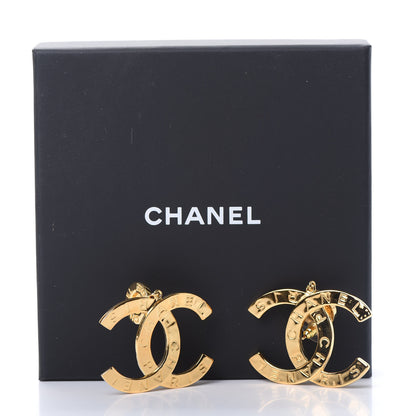 Chanel Metal Large Paris Button Earrings Gold 5 of 5