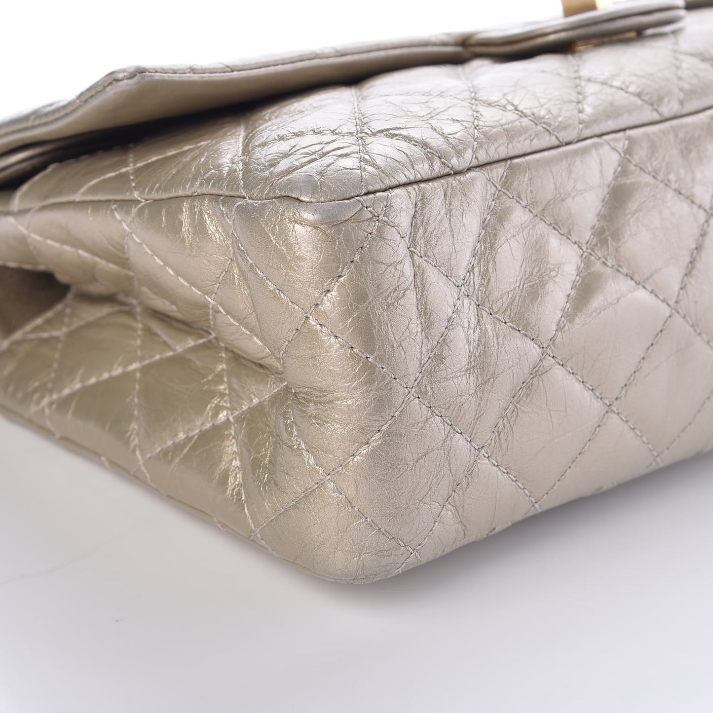 Metallic Aged Calfskin Quilted 2.55 Reissue 226 Flap Gold