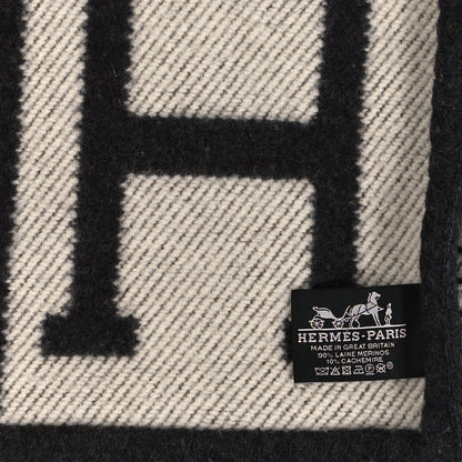 Hermes Wool Cashmere Signature Avalon Blanket Black 3 of 4