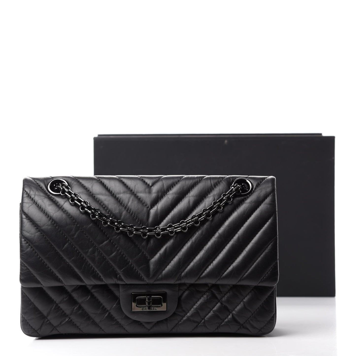 Aged Calfskin Chevron Quilted 2.55 Reissue 225 Flap So Black