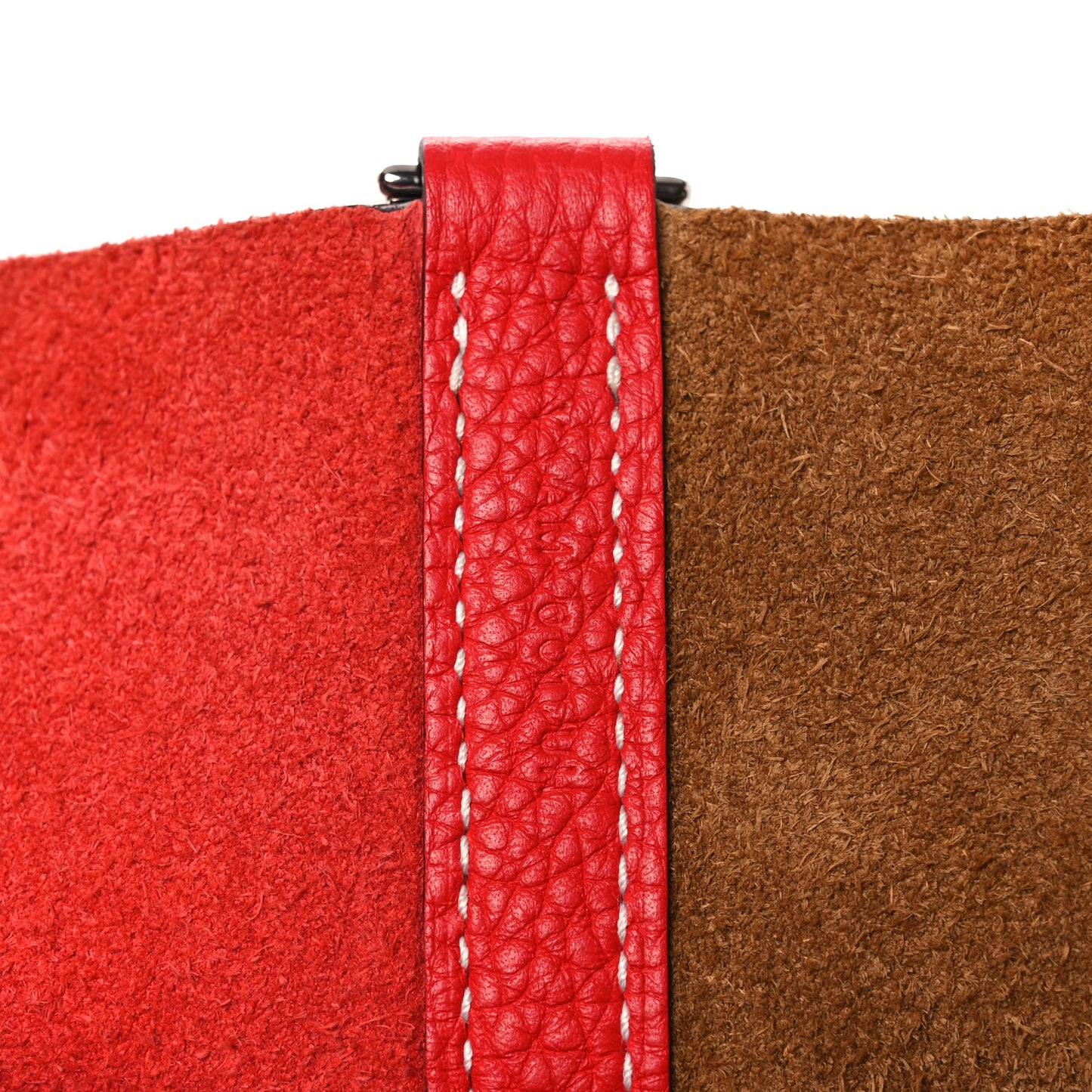 Taurillon Clemence Casaque Picotin Lock 22 MM Gold Rouge De Coeur