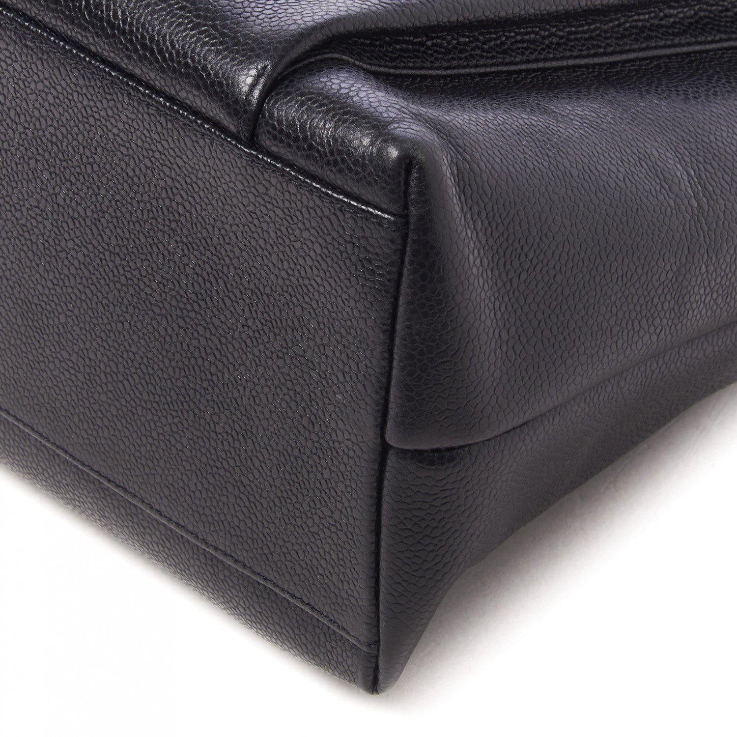 Chanel Caviar CC Shoulder Bag Black 4 of 9