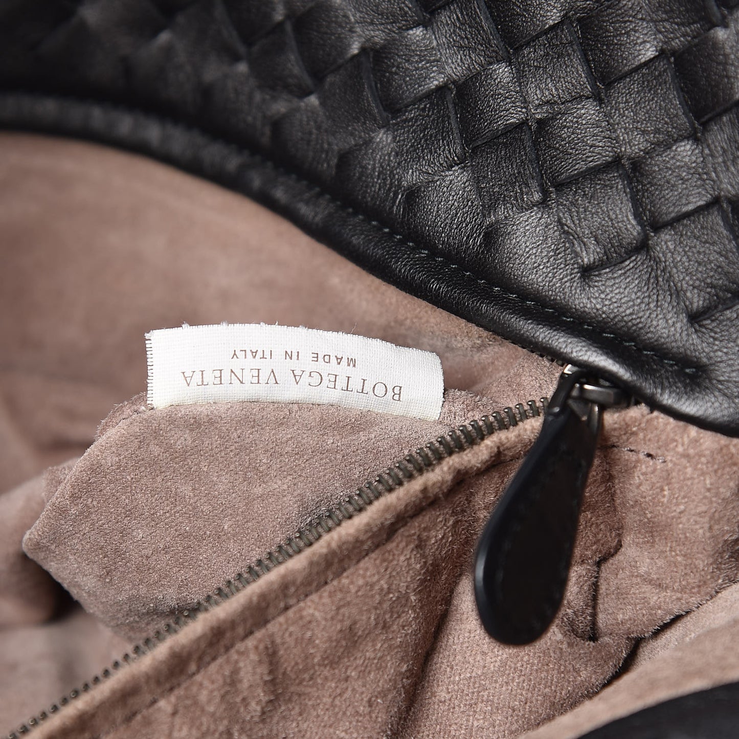 Nappa Intrecciato Large Seamless Tote Black