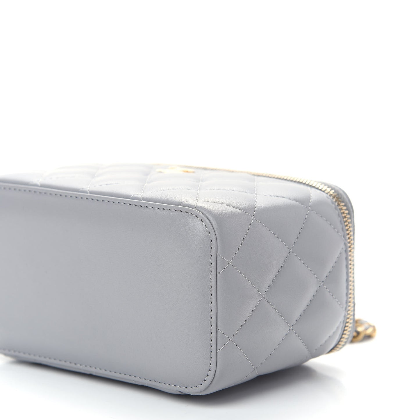 Lambskin Quilted Small Pearl Crush Vanity Case With Chain Grey