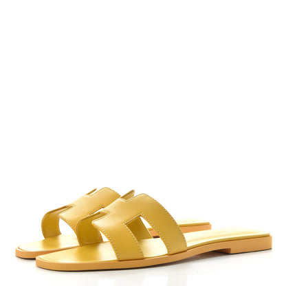 Hermes Calfskin Oran Sandals 37.5 Jaune Citron 3 of 10