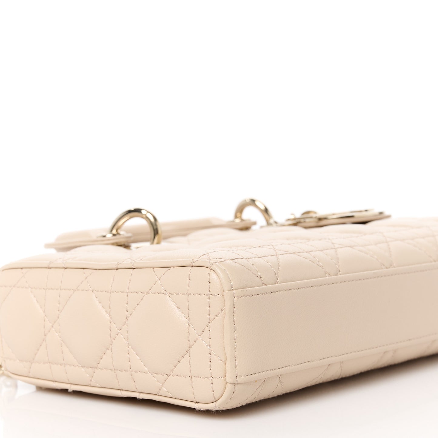 Lambskin Cannage Medium Lady D-Joy Beige Aesthetic