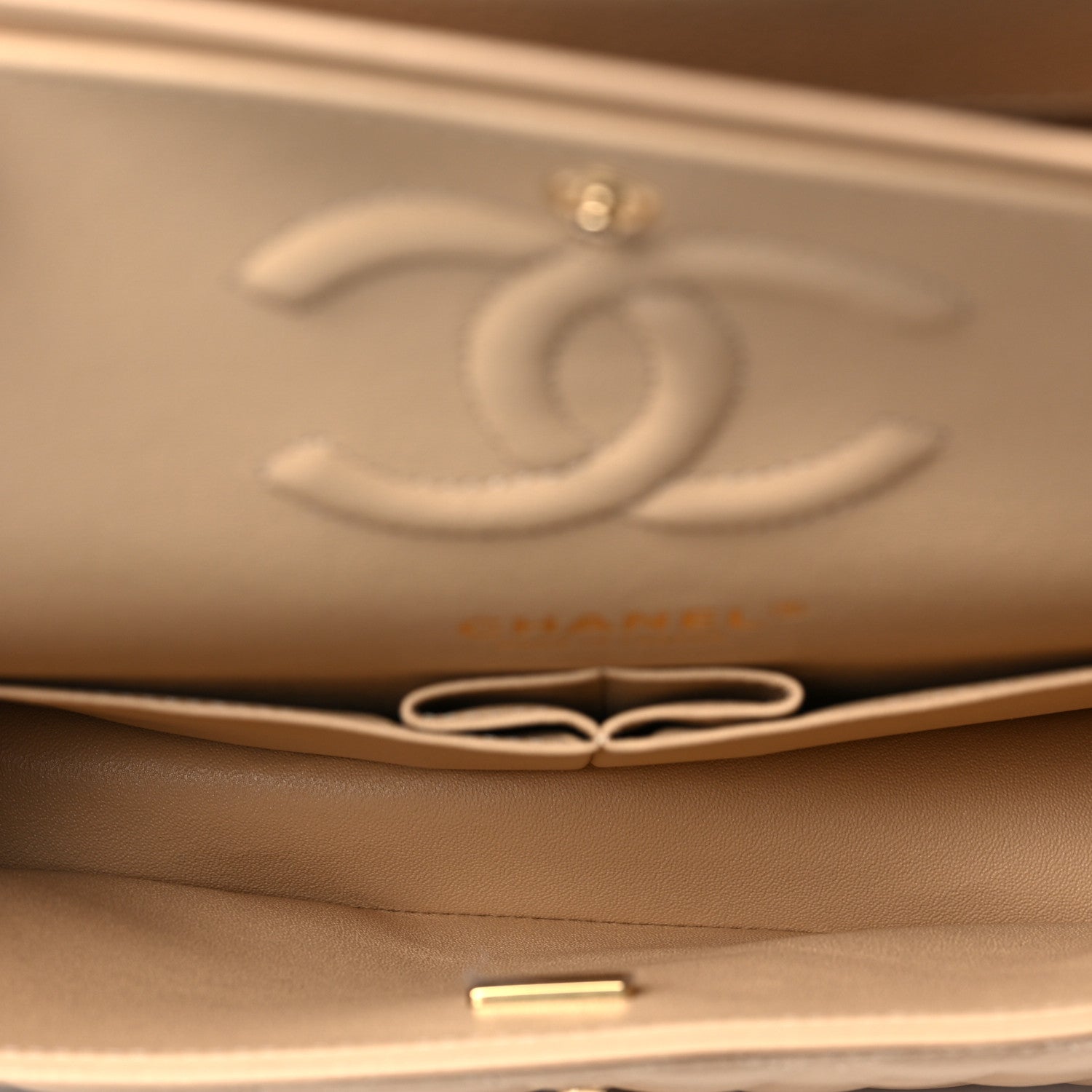 Chanel Caviar Quilted Medium Double Flap Beige Clair 5 of 8