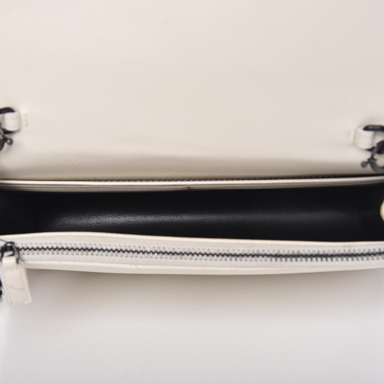 Saint Laurent Grain De Poudre Matelasse Chevron Monogram Envelope Chain Wallet Dove White 5 of 11