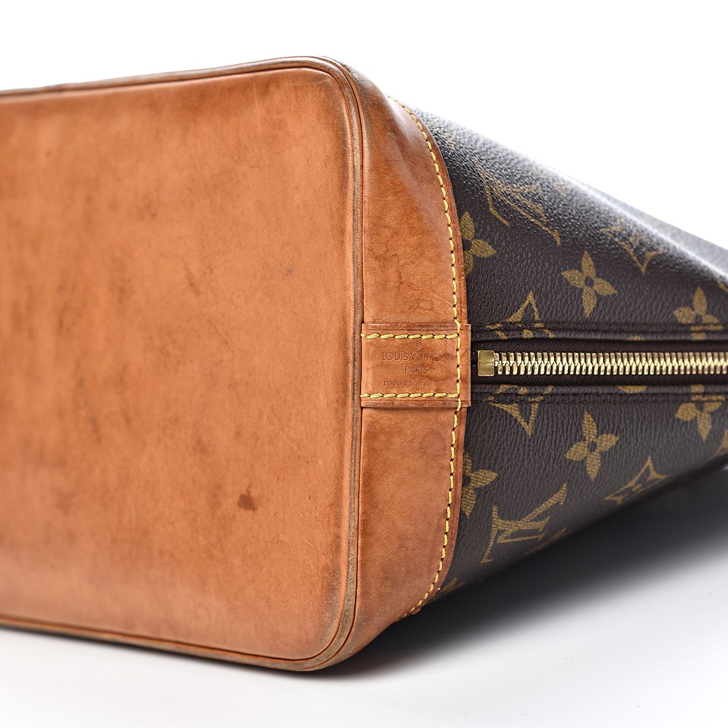 Louis Vuitton Monogram Alma PM 20 of 22