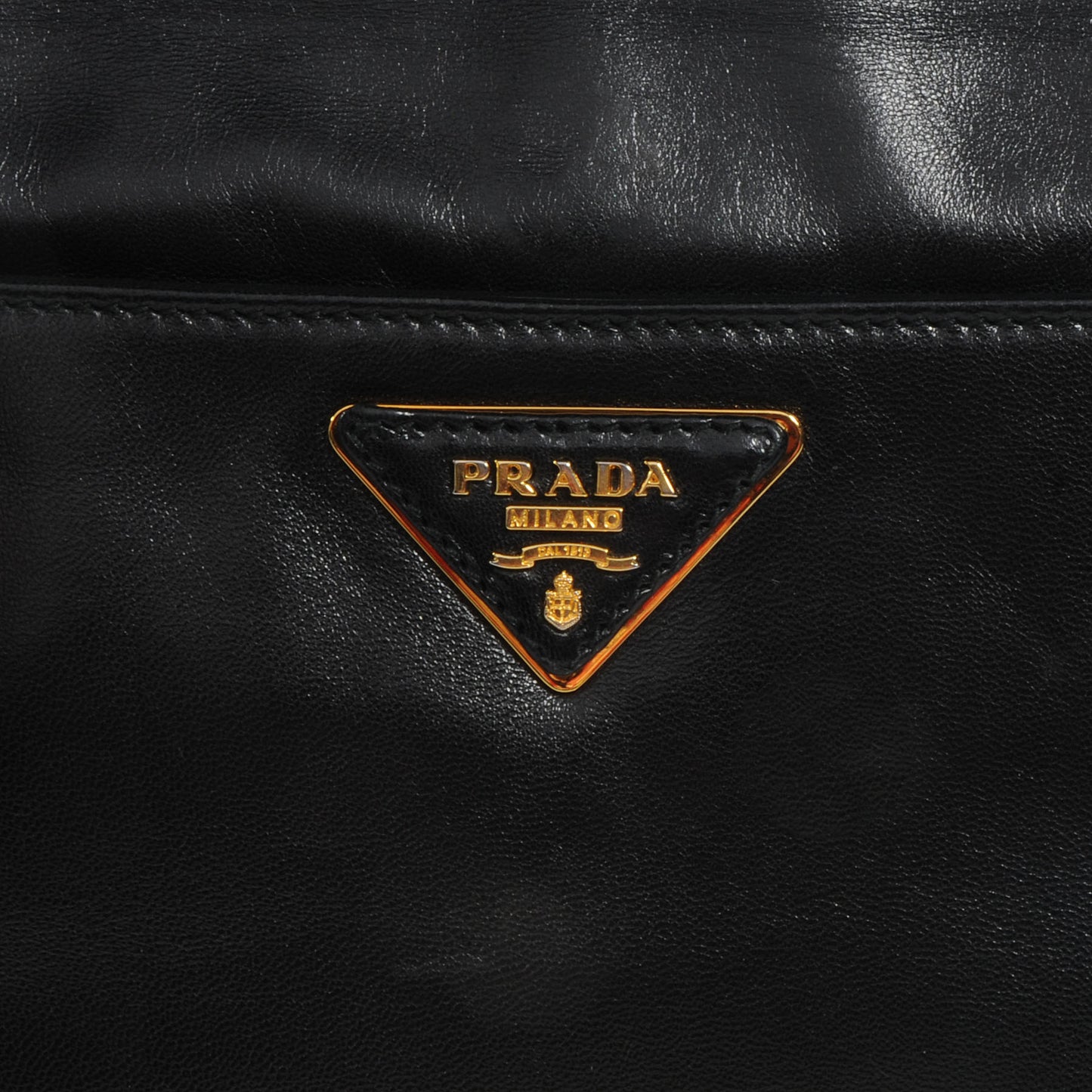 Nappa Rose Flap Clutch Black