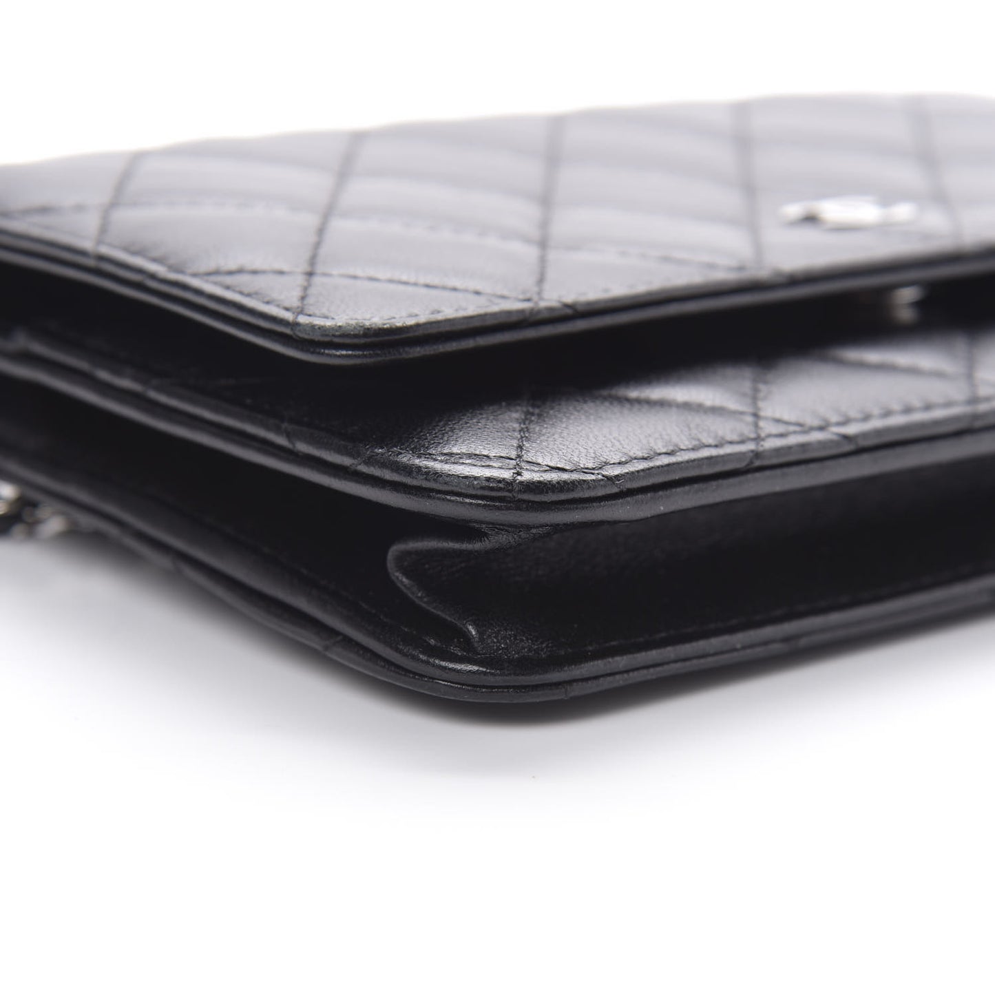 Lambskin Quilted Wallet On Chain WOC Black