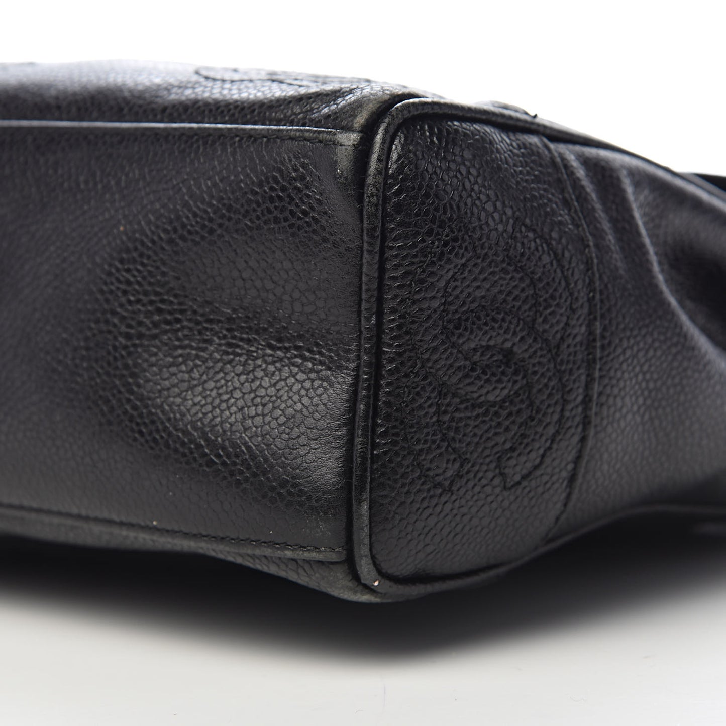 Caviar CC Shoulder Bag Black