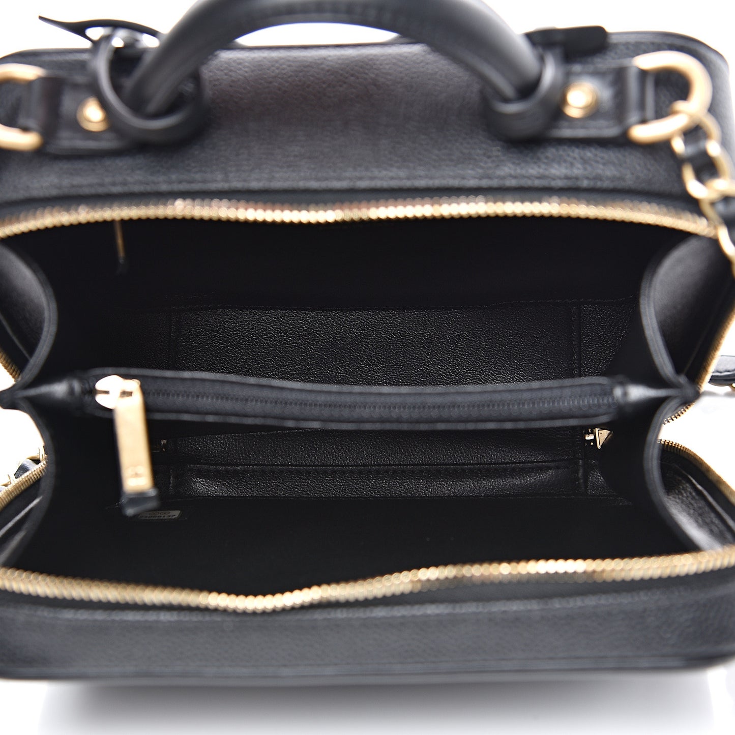 Caviar Quilted Medium CC Filigree Vanity Case Black
