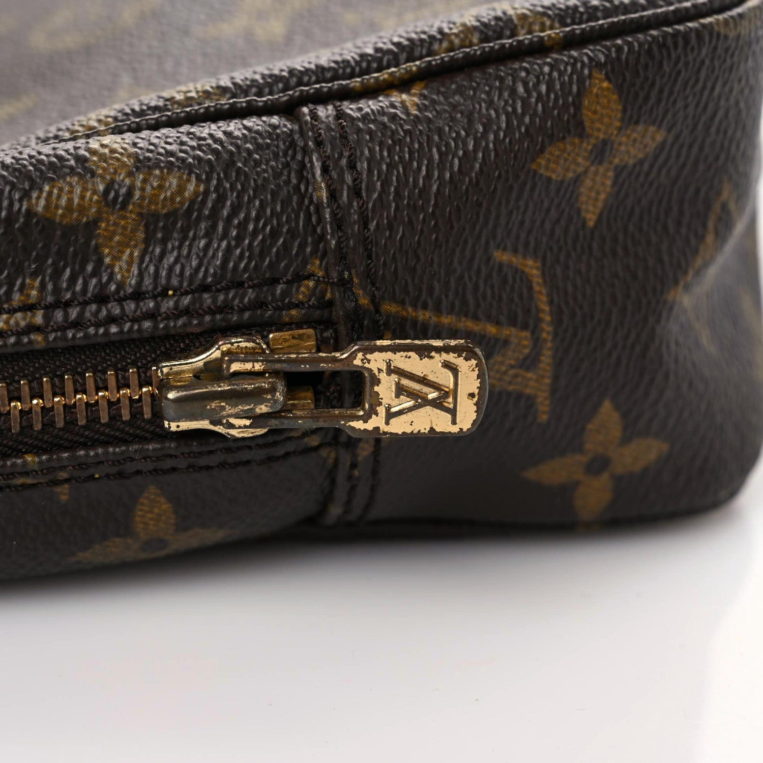 Louis Vuitton Monogram Trousse Toilette 23 8 of 12
