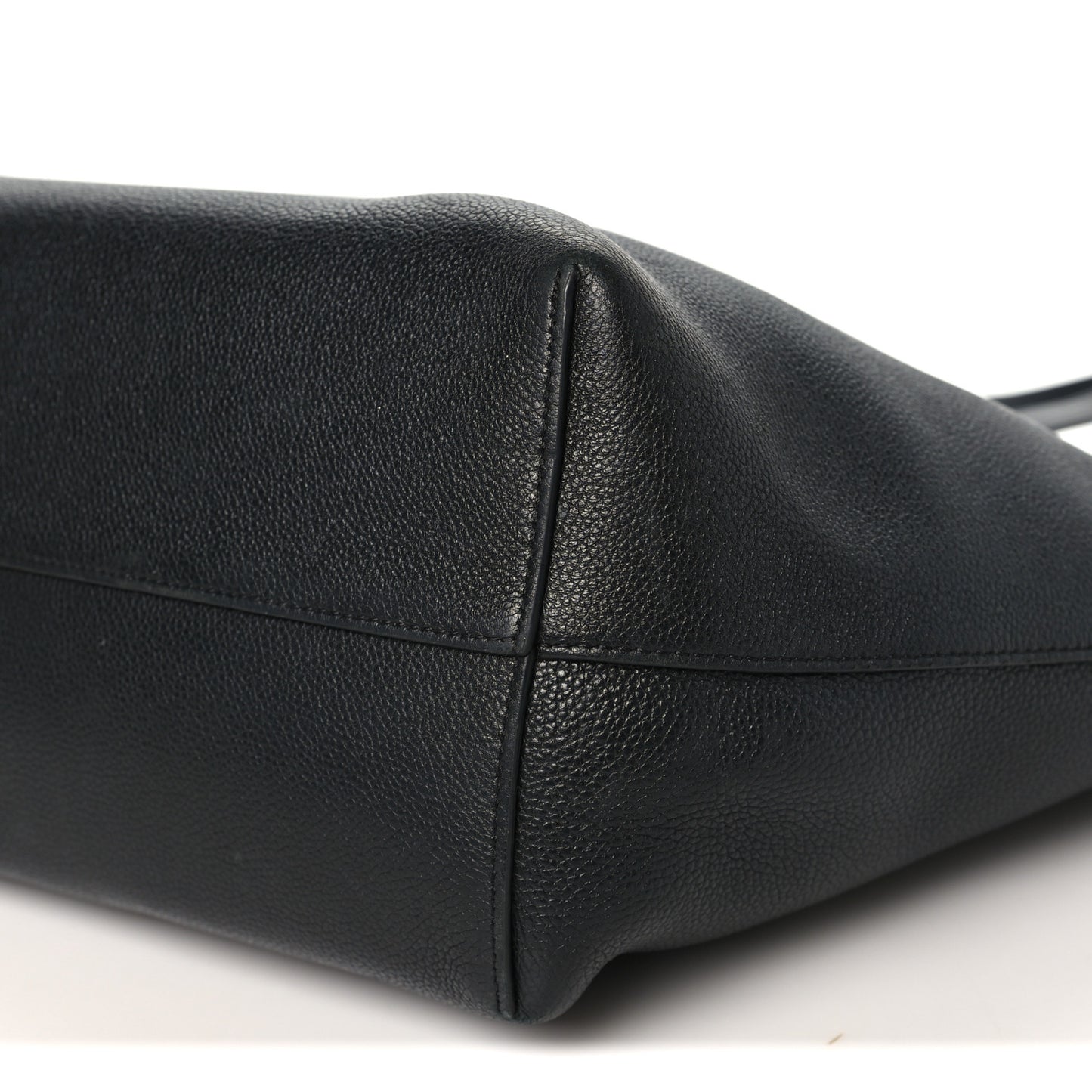 Grained Calfskin Triomphe Medium Cabas Anais Black