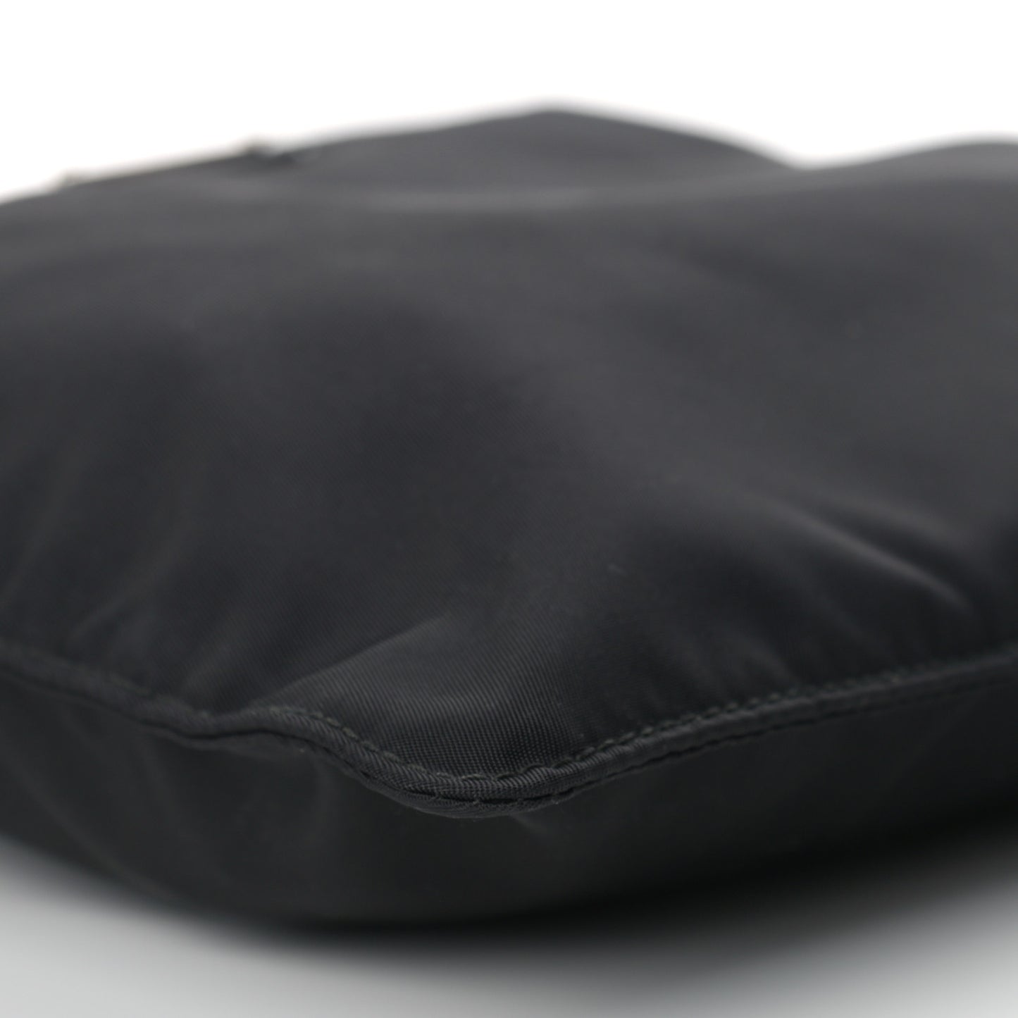 Tessuto Nylon Saffiano Flat Messenger Bag Black