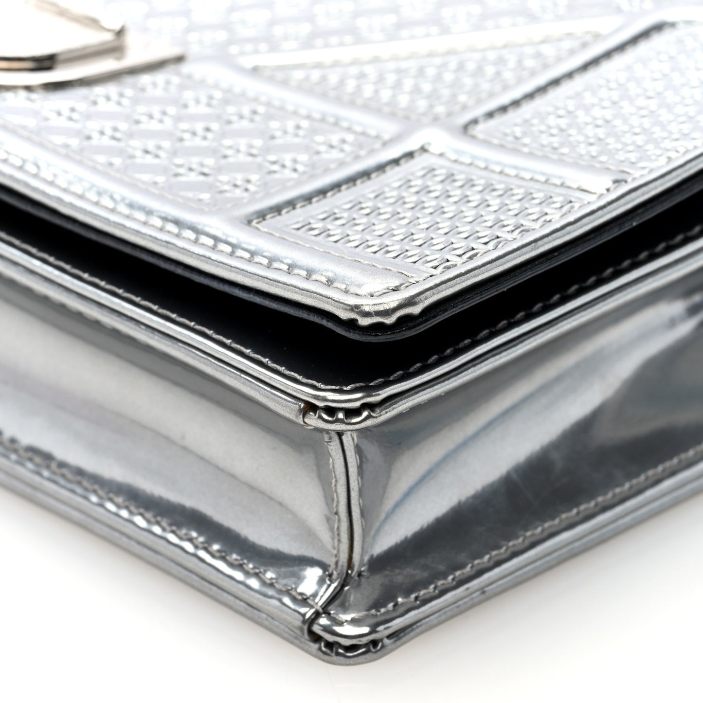 Metallic Patent Micro-Cannage Diorama Wallet on Chain Pouch Silver