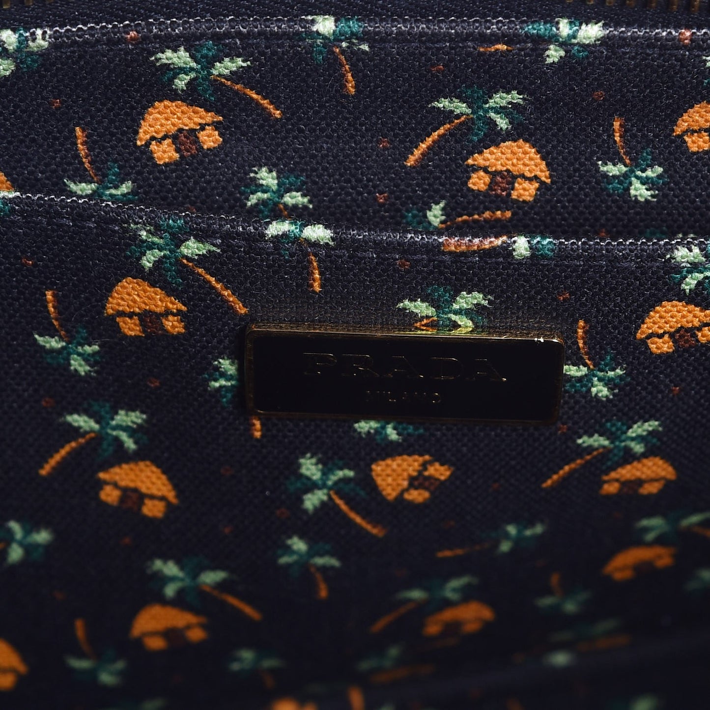 Canapa Small Logo Tote Black Arancio