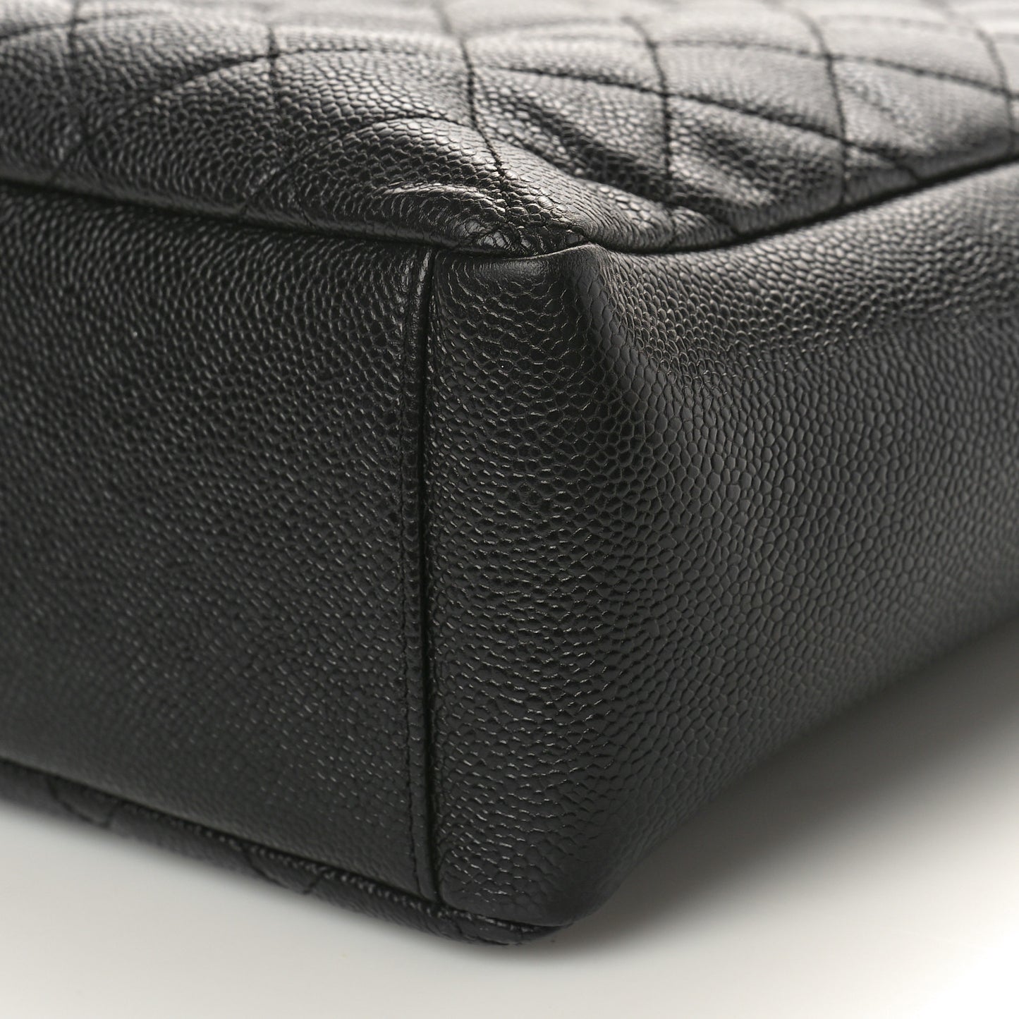 Caviar Quilted Petit Shopping Tote PST Black