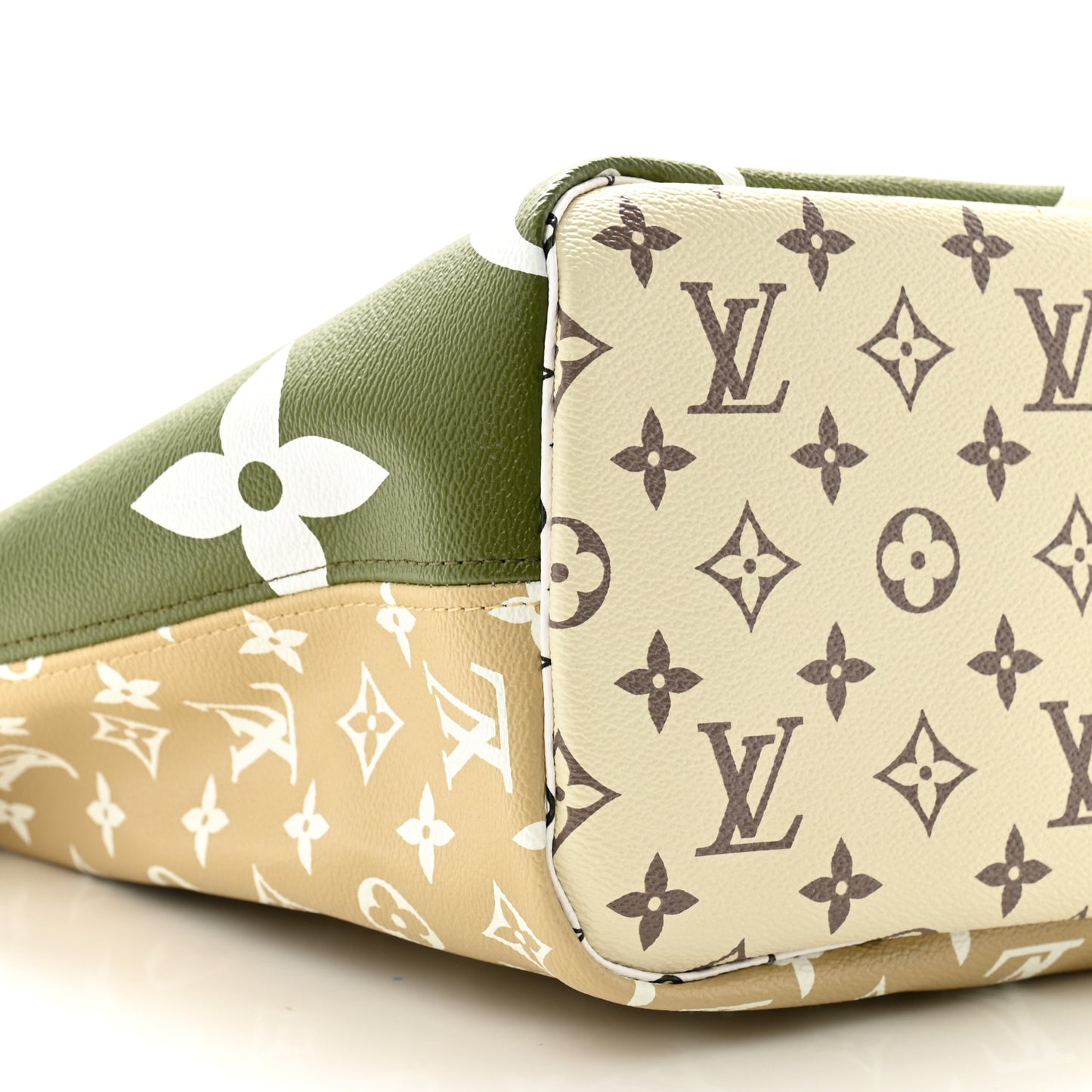 Monogram Giant Neverfull MM Kaki