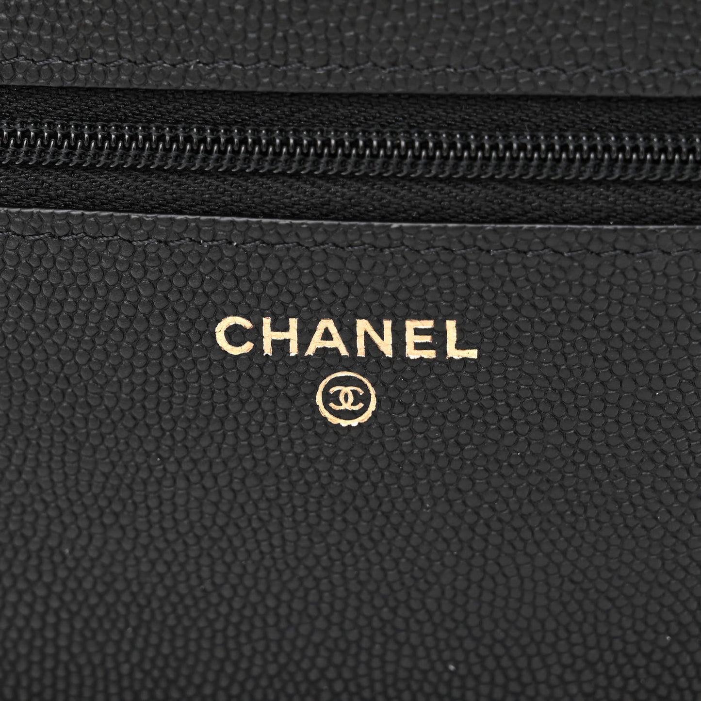 Caviar Quilted Striated CC Wallet On Chain WOC Black