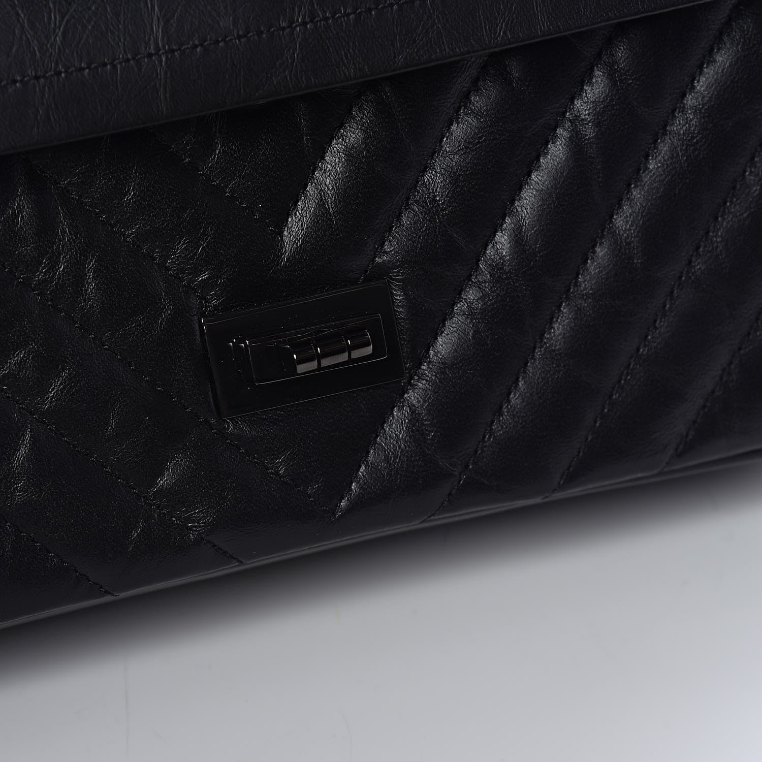 Chanel Aged Calfskin Chevron Quilted 2.55 Reissue 225 Flap So Black 10 of 11