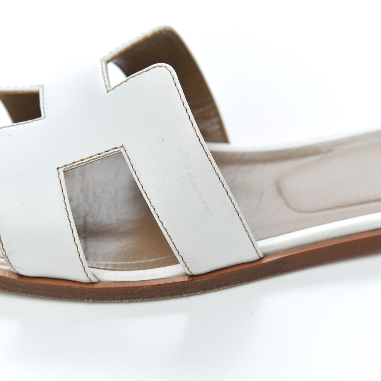 Box Calfskin Oran Sandals 38.5 White