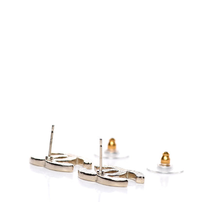 Chanel Textured CC Earrings Gold 4 of 5
