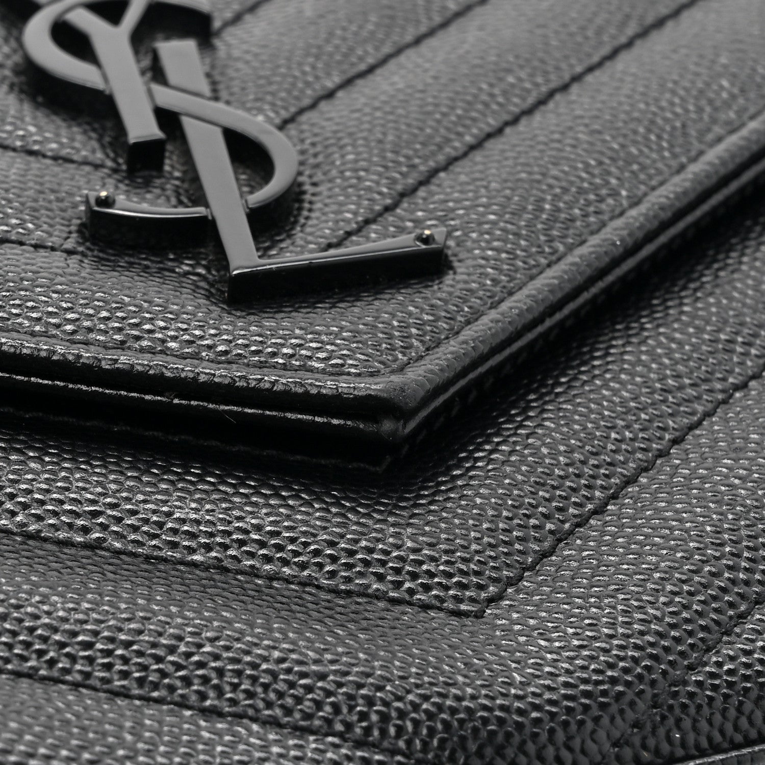 Saint Laurent Grain De Poudre Matelasse Chevron Monogram Monochrome Chain Wallet Black 12 of 15