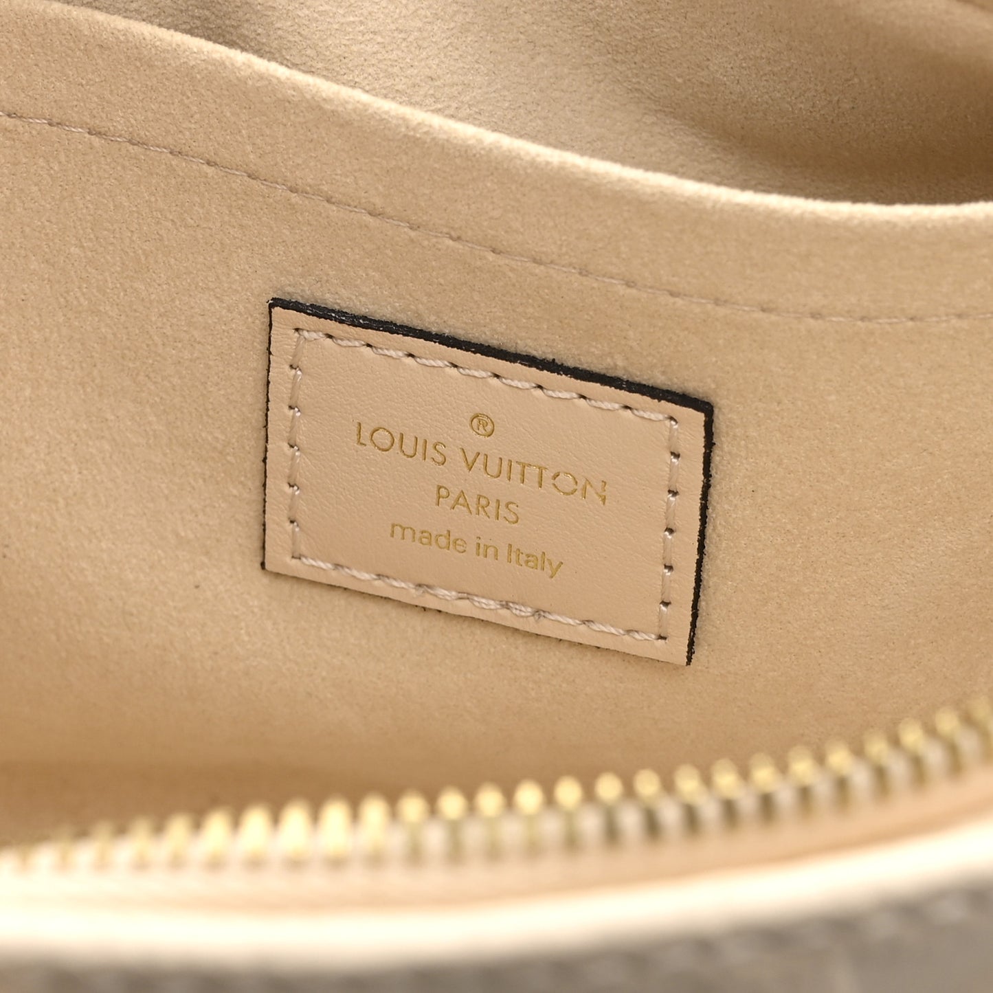 Empreinte Monogram Giant OnTheGo East West Creme