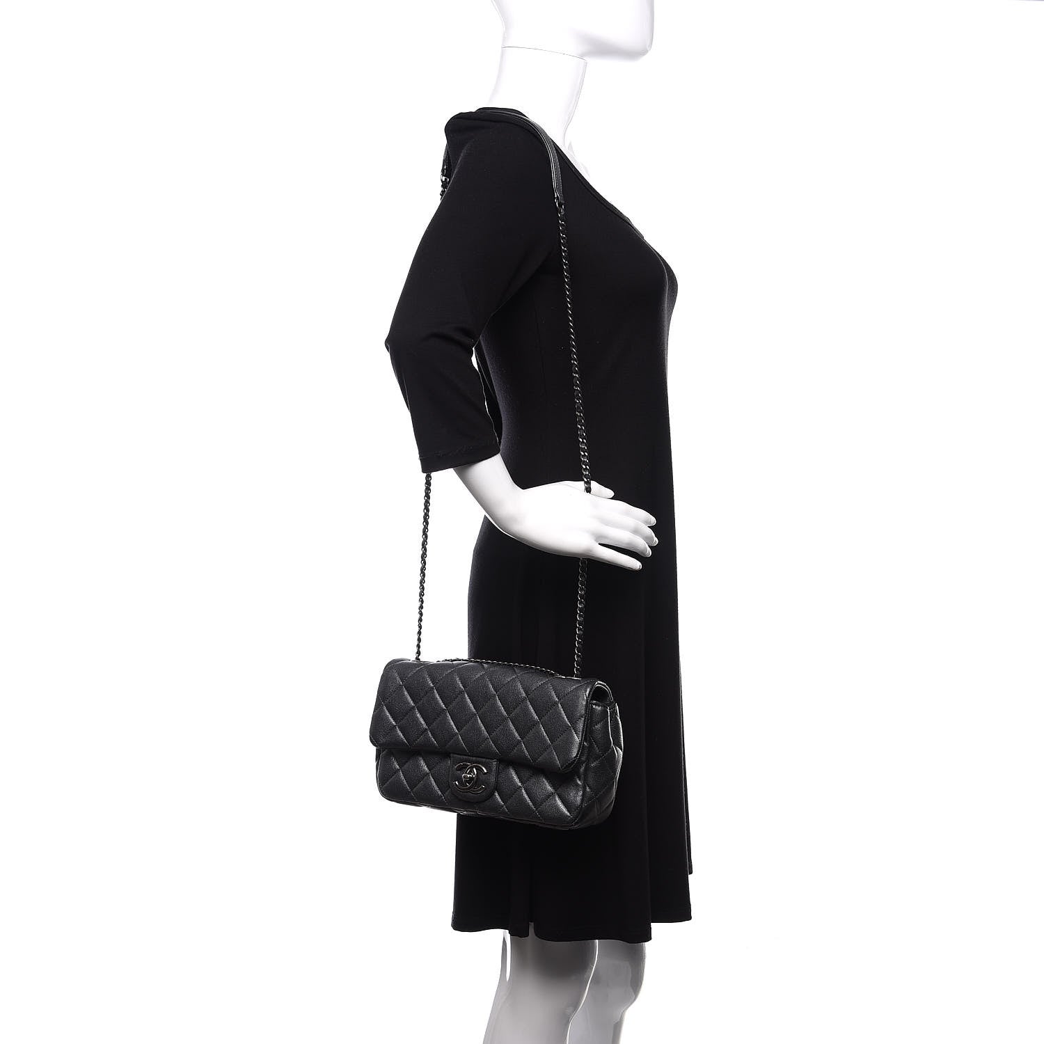 Chanel Metallic Calfskin Quilted Medium CC Eyelet Flap Dark Silver 2 of 11