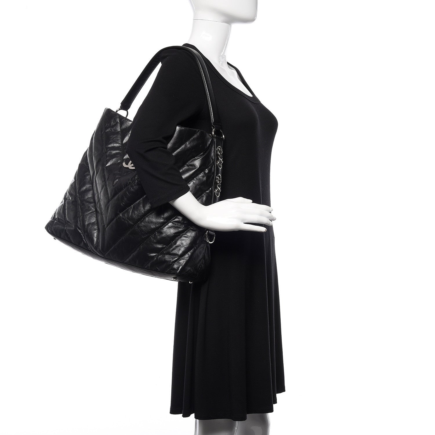 Chanel Aged Calfskin Chevron Small Big Bang Hobo Black 2 of 11