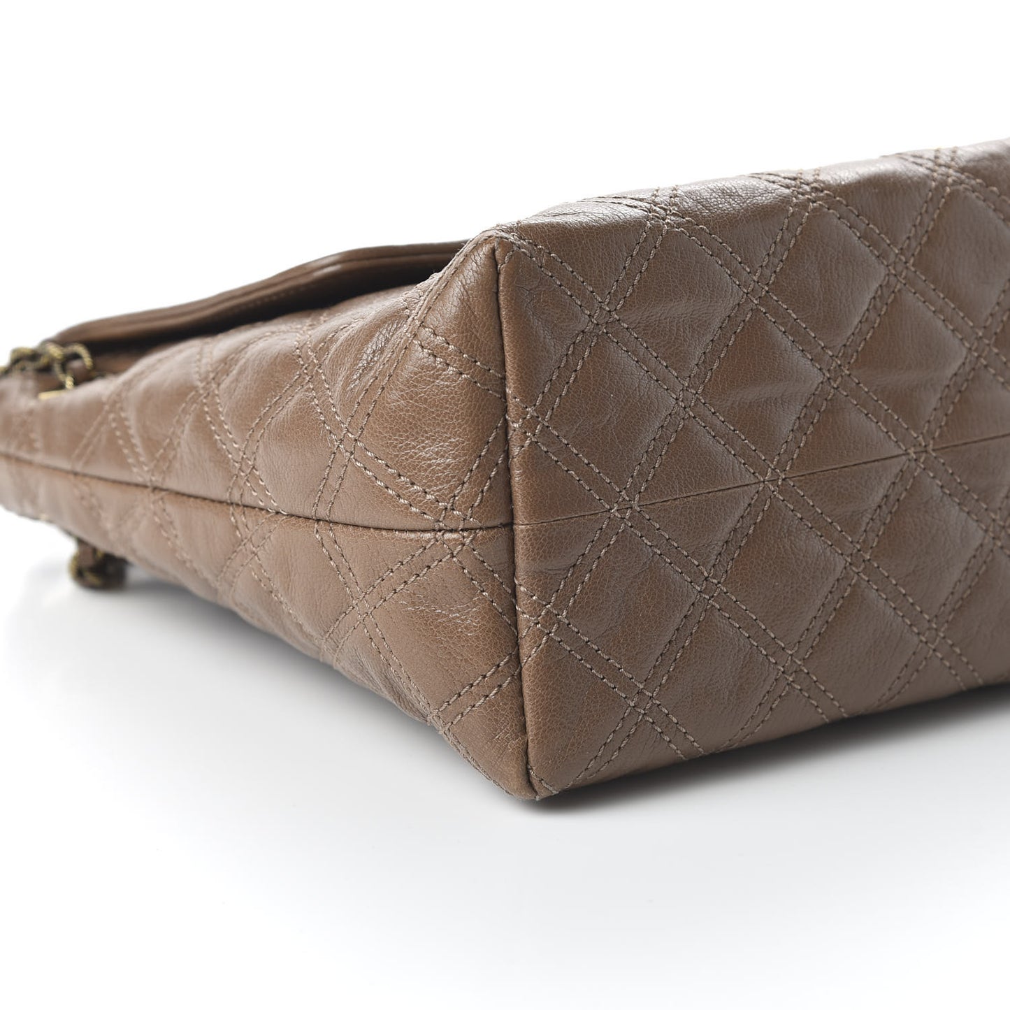 Lacquered Lambskin Baroque The XL Single Flap Truffle