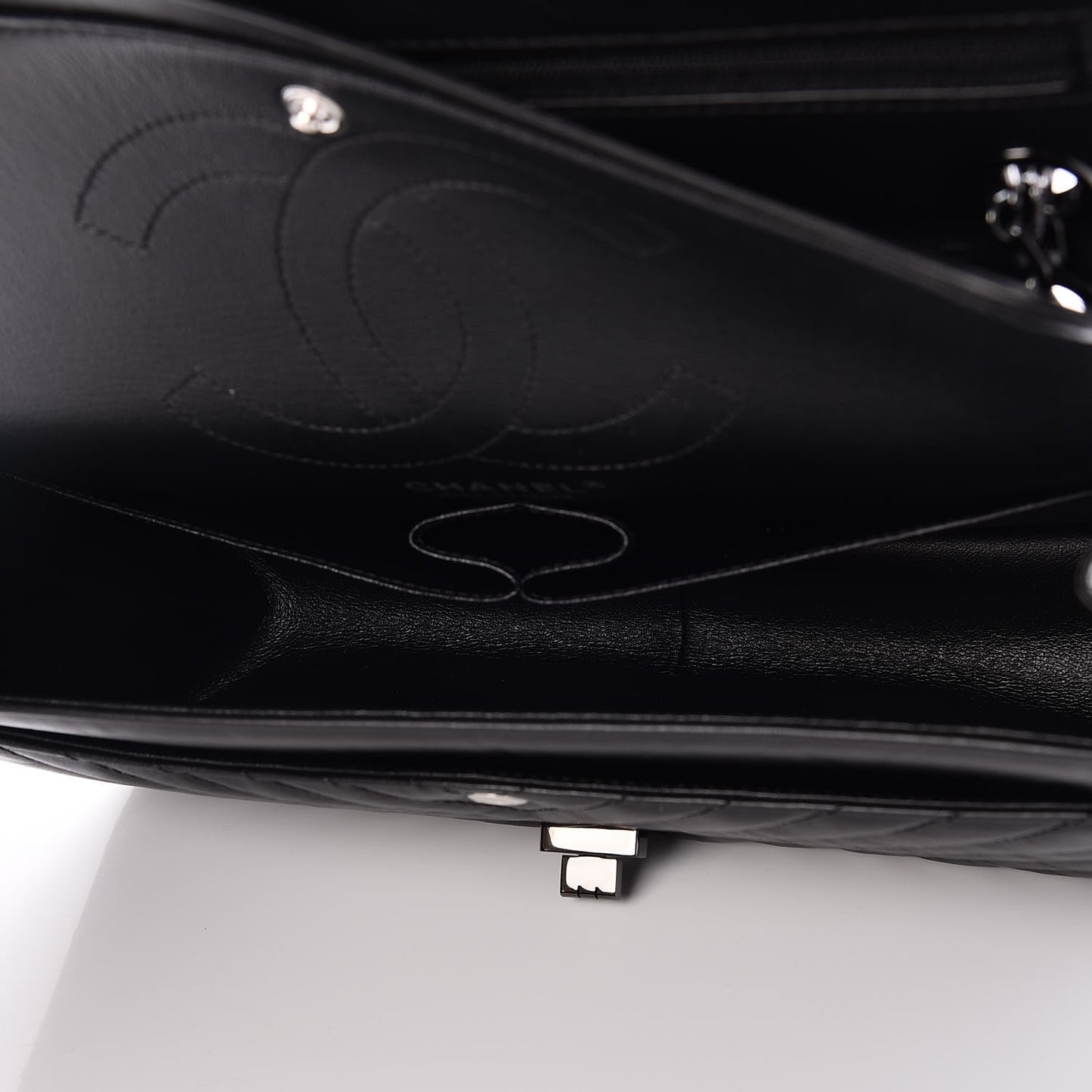 Aged Calfskin Chevron 2.55 Reissue 226 So Black
