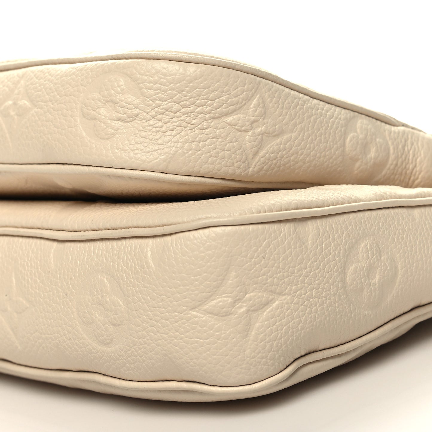 Empreinte Monogram Giant Multi Pochette Accessories Cream