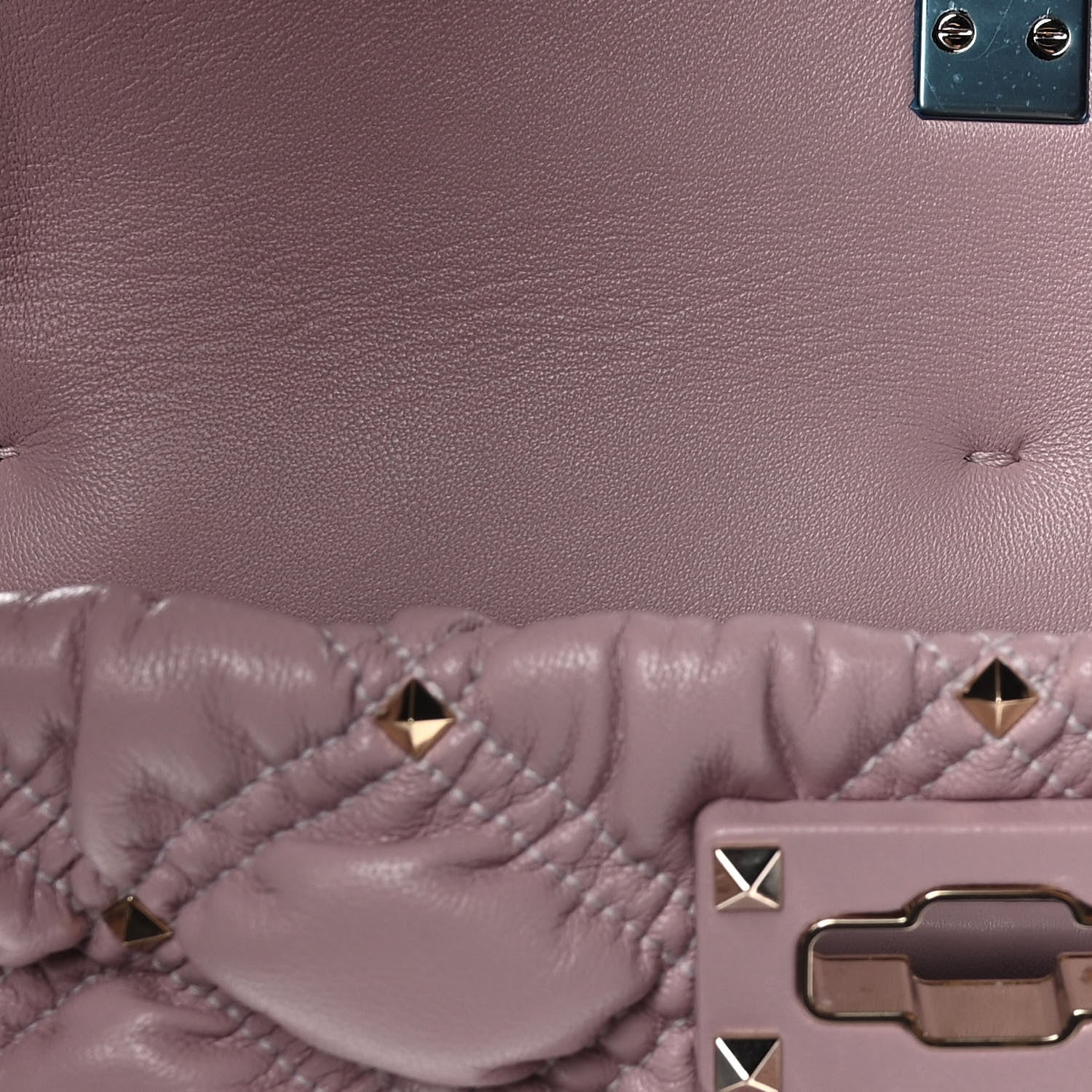 Valentino Garavani Nappa Spikeme Clutch Rose Quartz 10 of 10