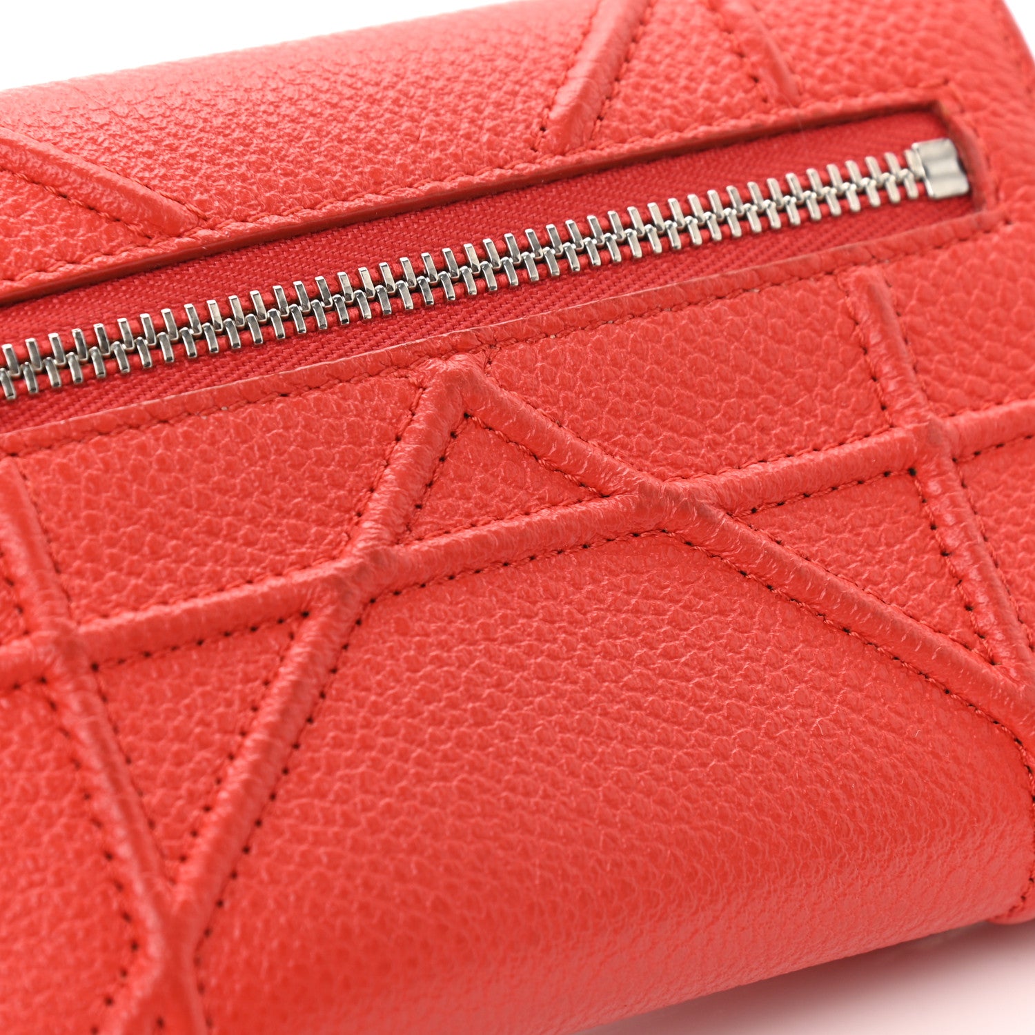 Christian Dior Grained Calfskin Cannage Diorama Elancee Wallet Inferno Red 11 of 11