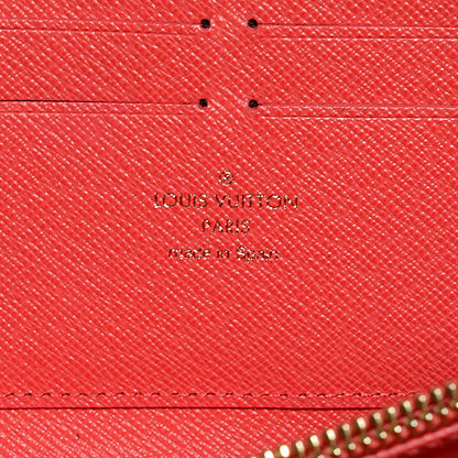 Louis Vuitton Damier Ebene 2015 Christmas Animation Zippy Wallet Poppy 6 of 7