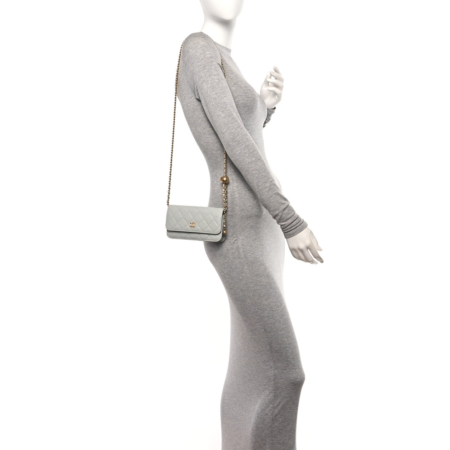 Lambskin Pearl Crush Quilted Flap Phone Holder With Chain Light Grey