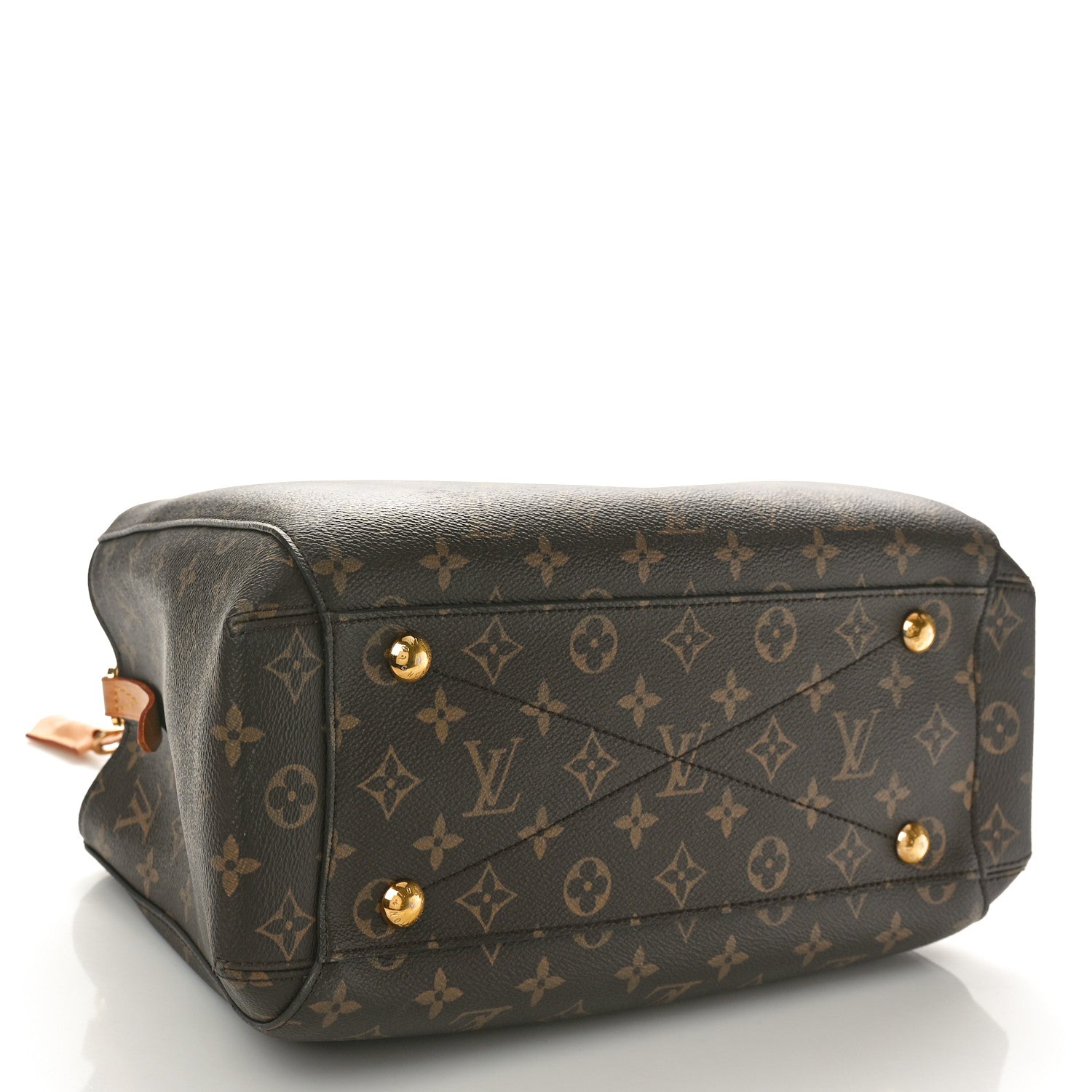 Louis Vuitton Monogram Montaigne MM 4 of 10