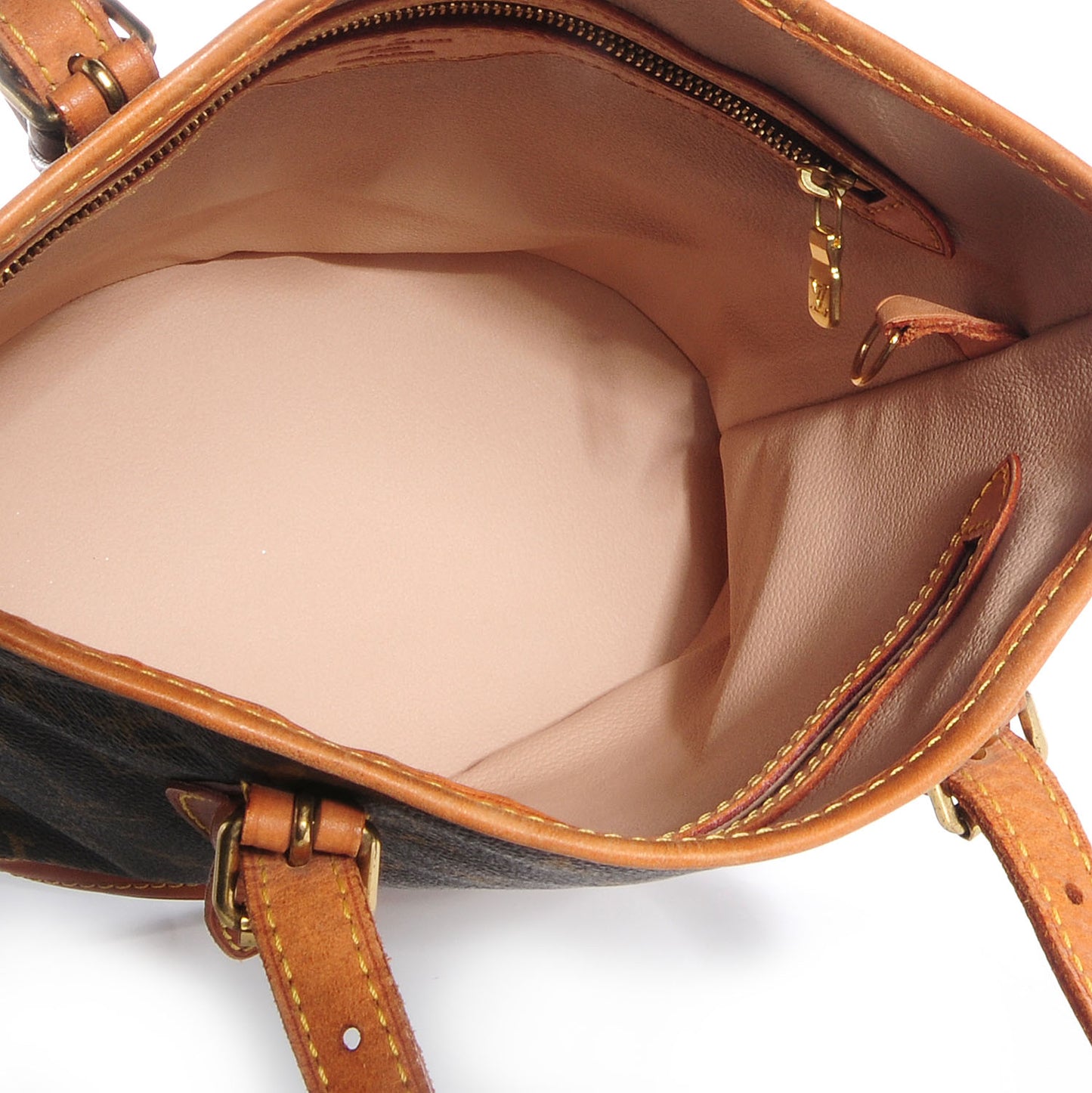 Monogram Petit Bucket 23