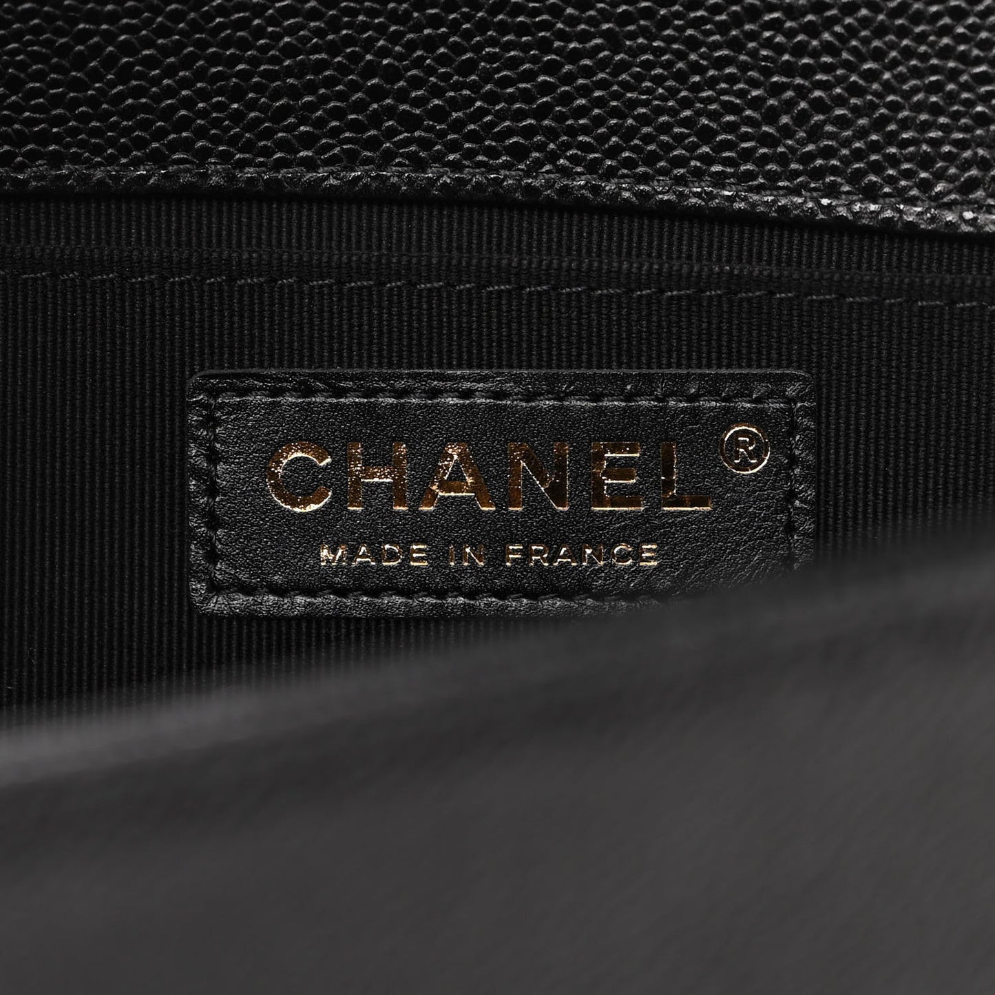 Caviar Chevron Quilted Medium Boy Flap Black