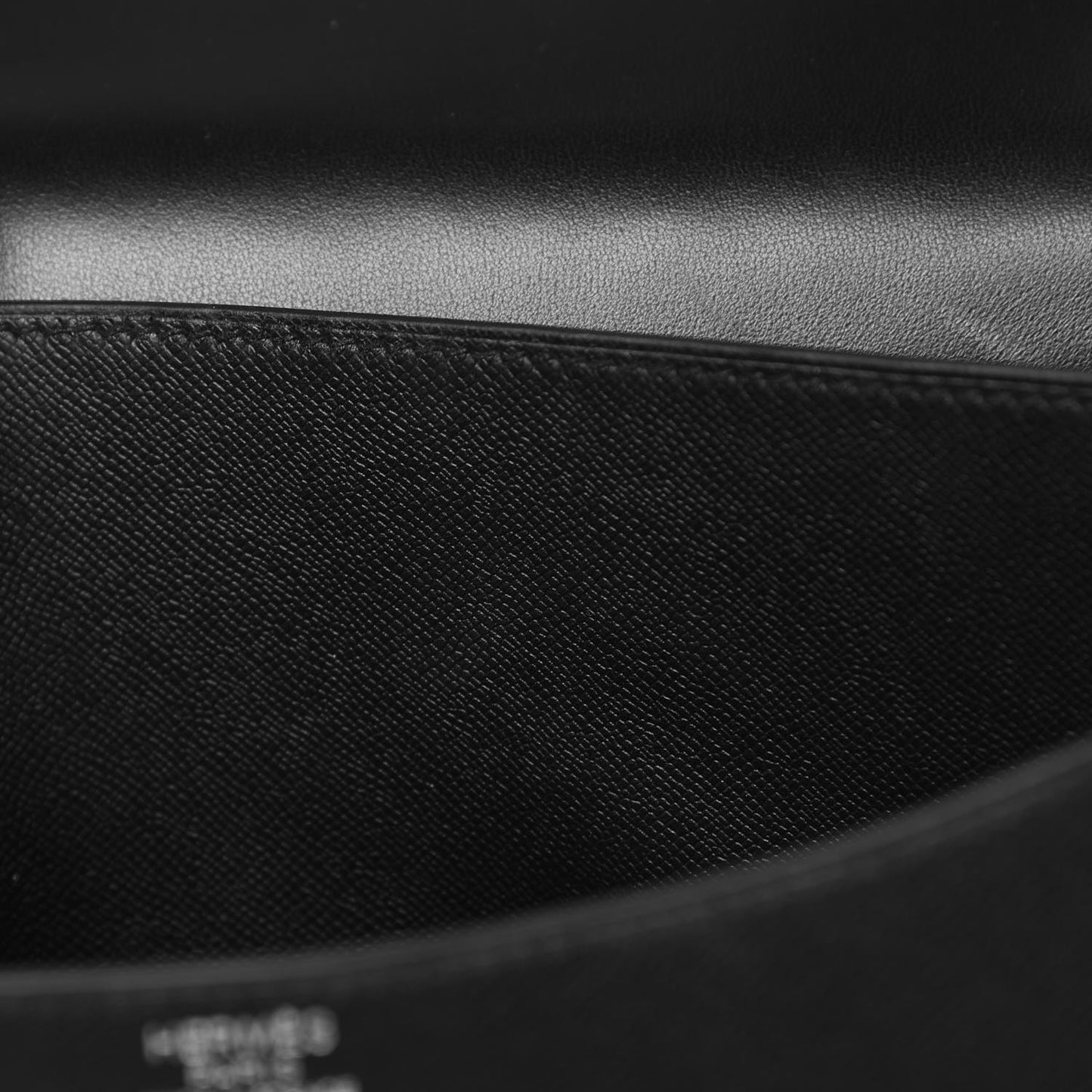 Grained Monsieur Constance 24 Black