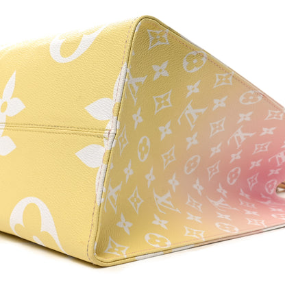 Louis Vuitton Monogram Giant By The Pool Onthego GM Light Pink 9 of 9