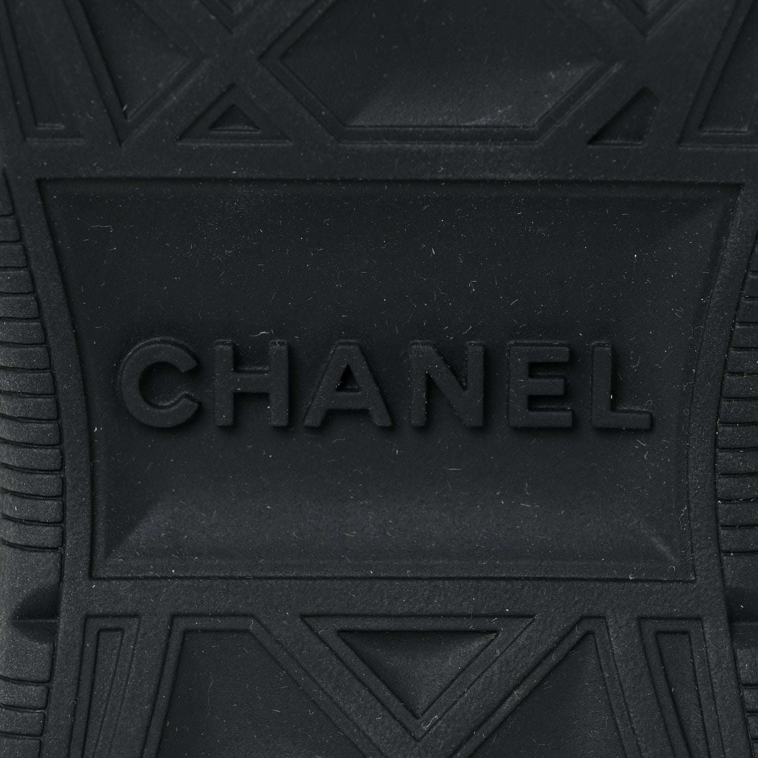 Chanel Velvet Calfskin Mixed Fibers CC Sneakers 40.5 Black 7 of 9