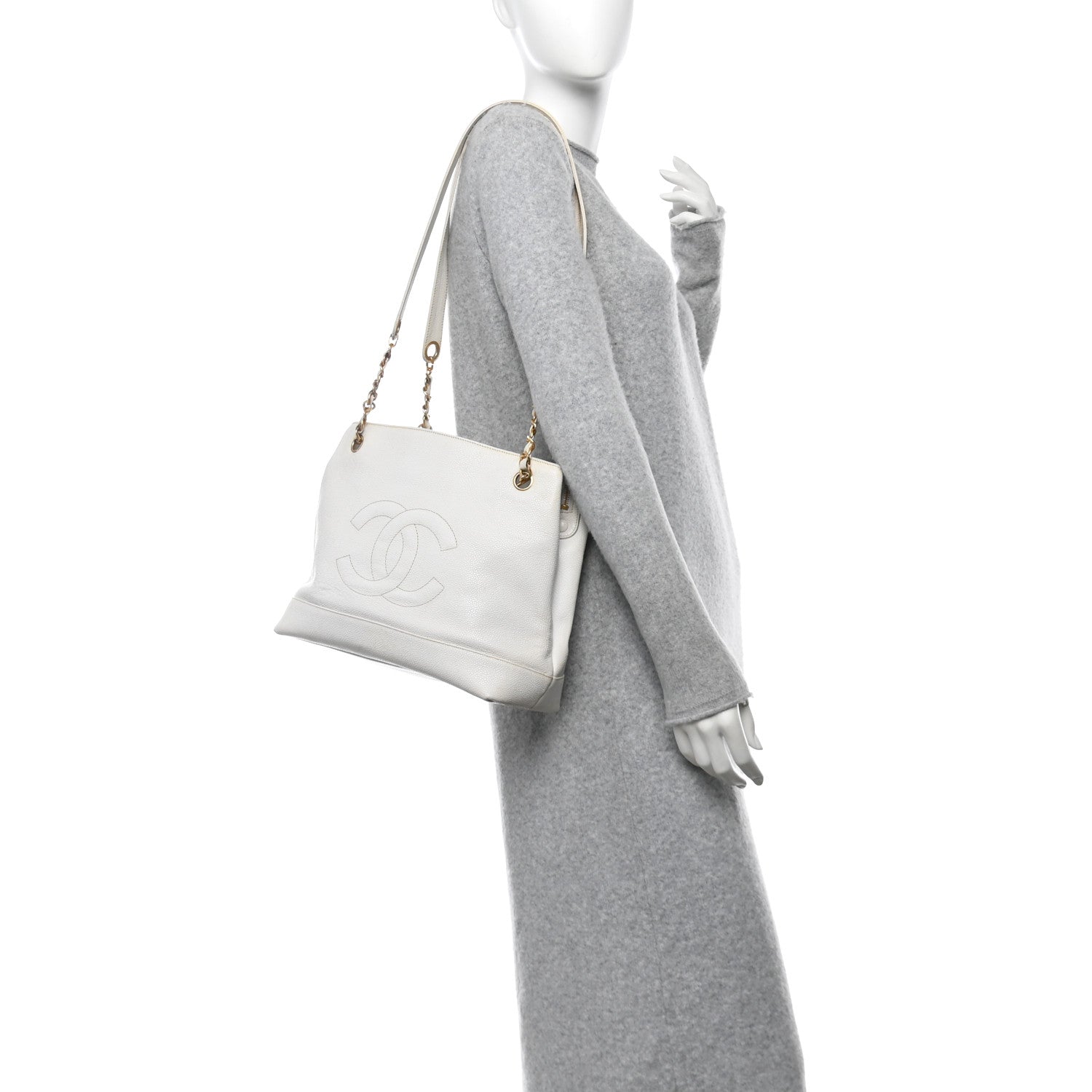 Chanel Caviar CC Shoulder Bag White 2 of 20